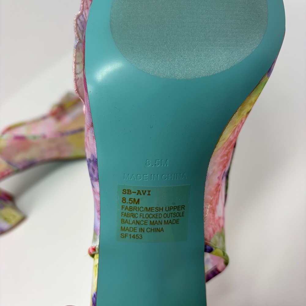 Betsey Johnson Pink Floral Bright Floral Kitten Heels NIB - Picture 5 of 6